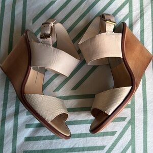 DOLCE VITA Chic Beige WOOD Wedge Sandals sz 7.5